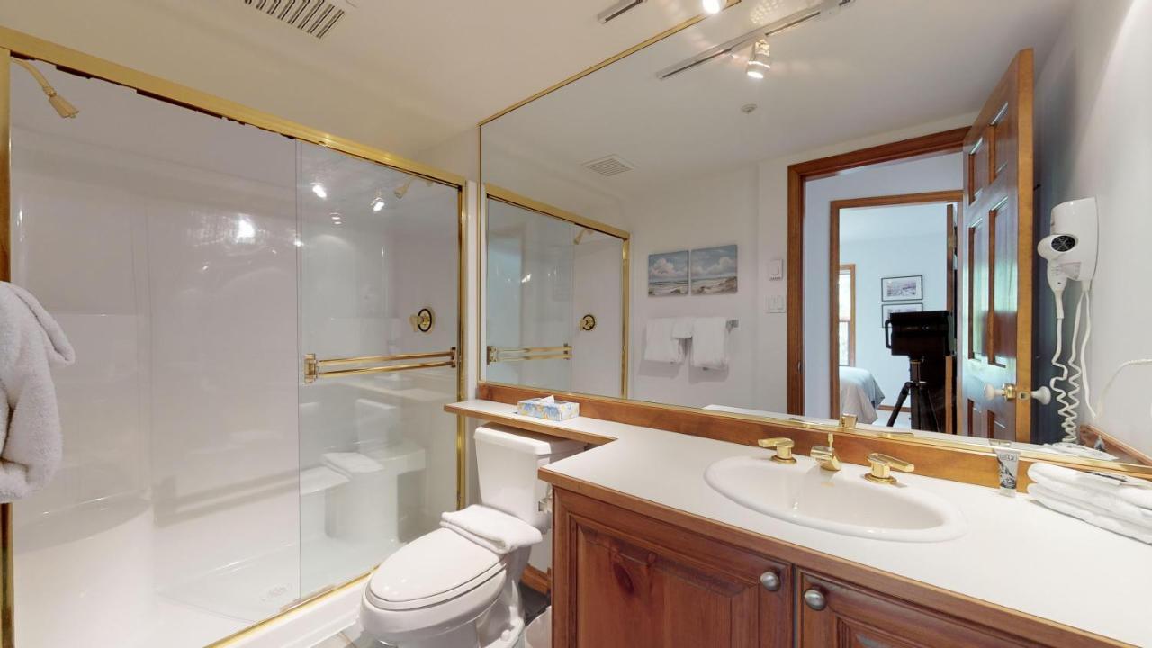 Spacious Family With Spectacular Views By Harmony * Whistler