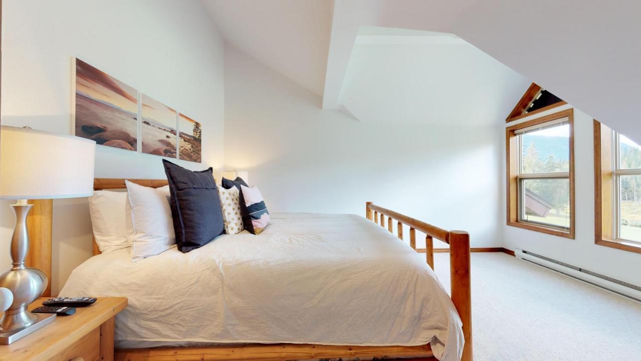 Spacious Family With Spectacular Views By Harmony